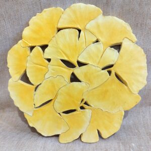Ginko in autunno, terracotta patinata a cera, diam. cm. 18
