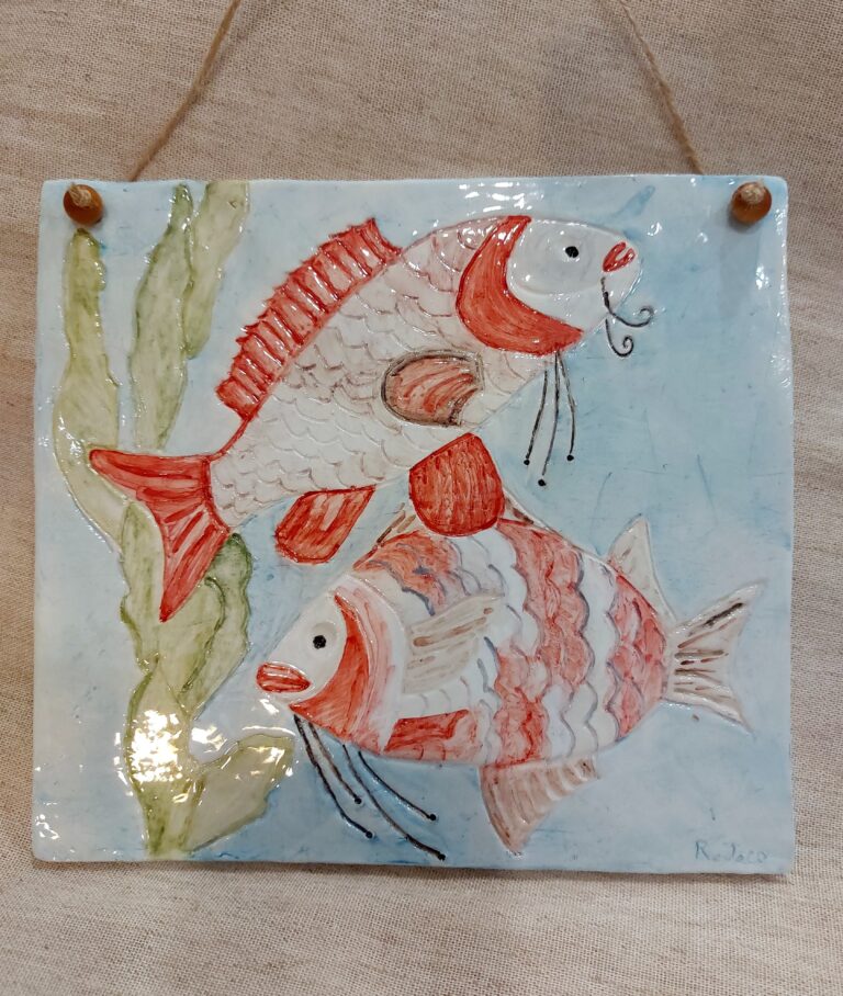 Le carpe, terracotta invetriata, cm. 18x20
