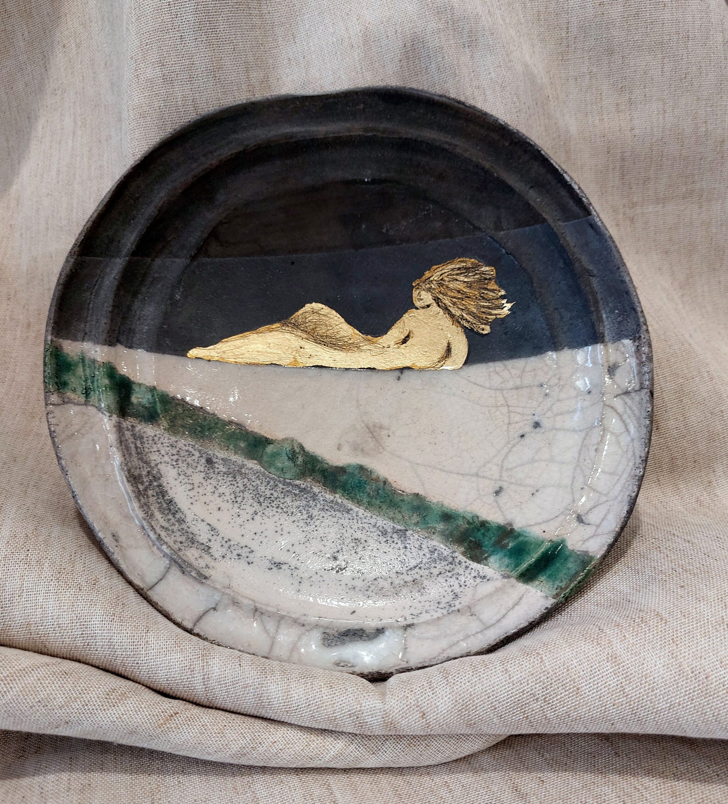 Raku method ceramic plate